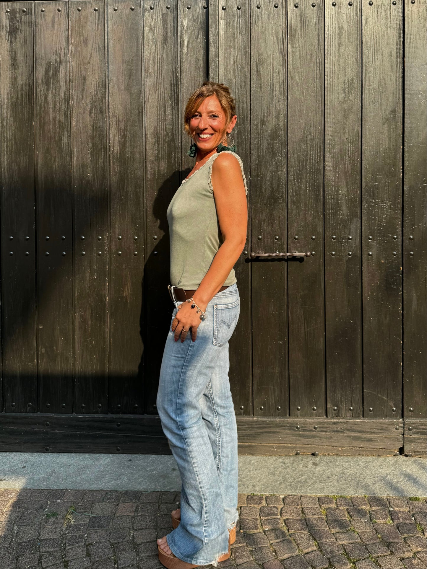 Canottiera sfrangiata