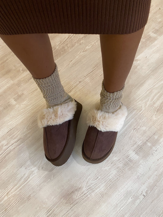 Slippers platform