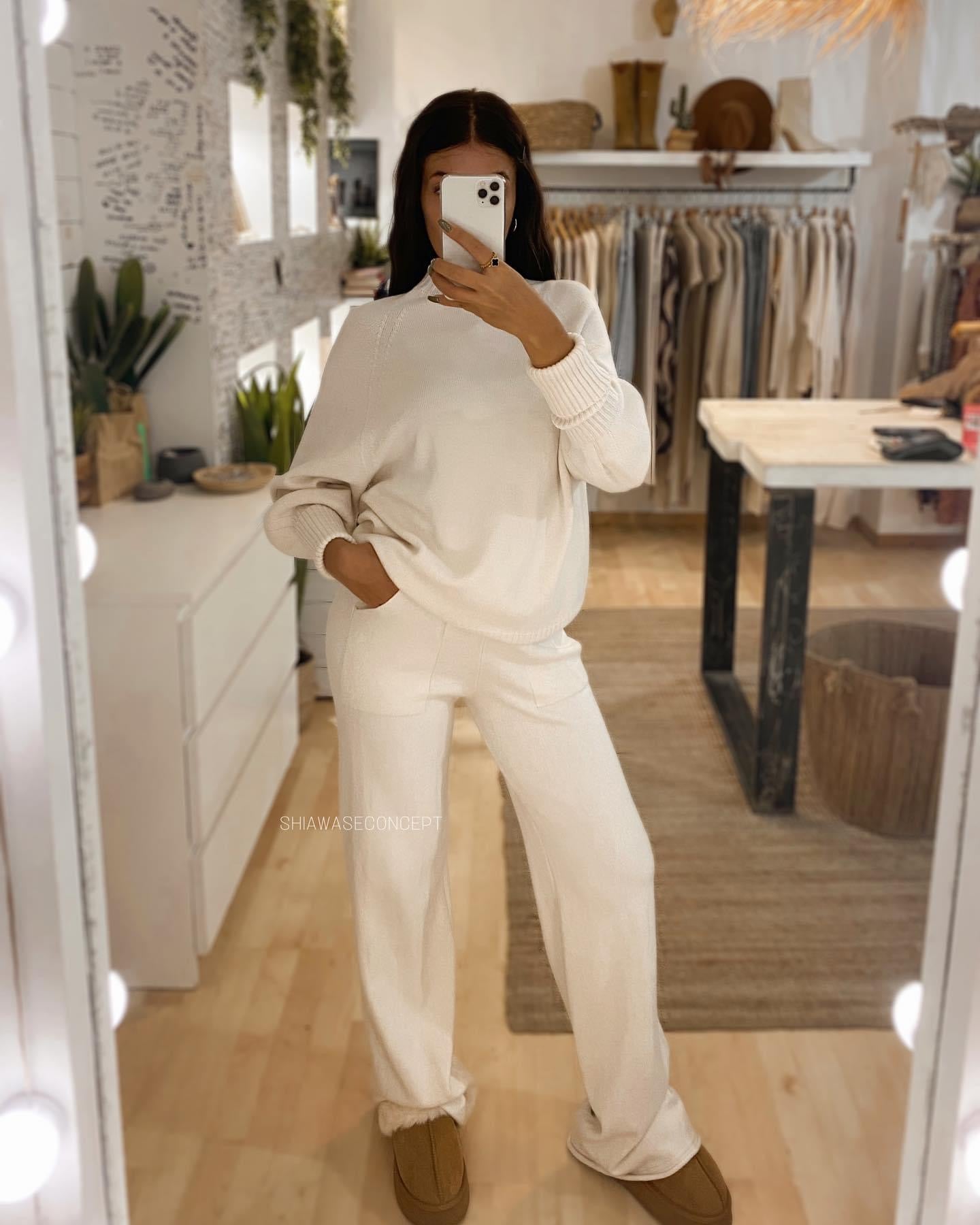 Pantalone in maglia con tasche