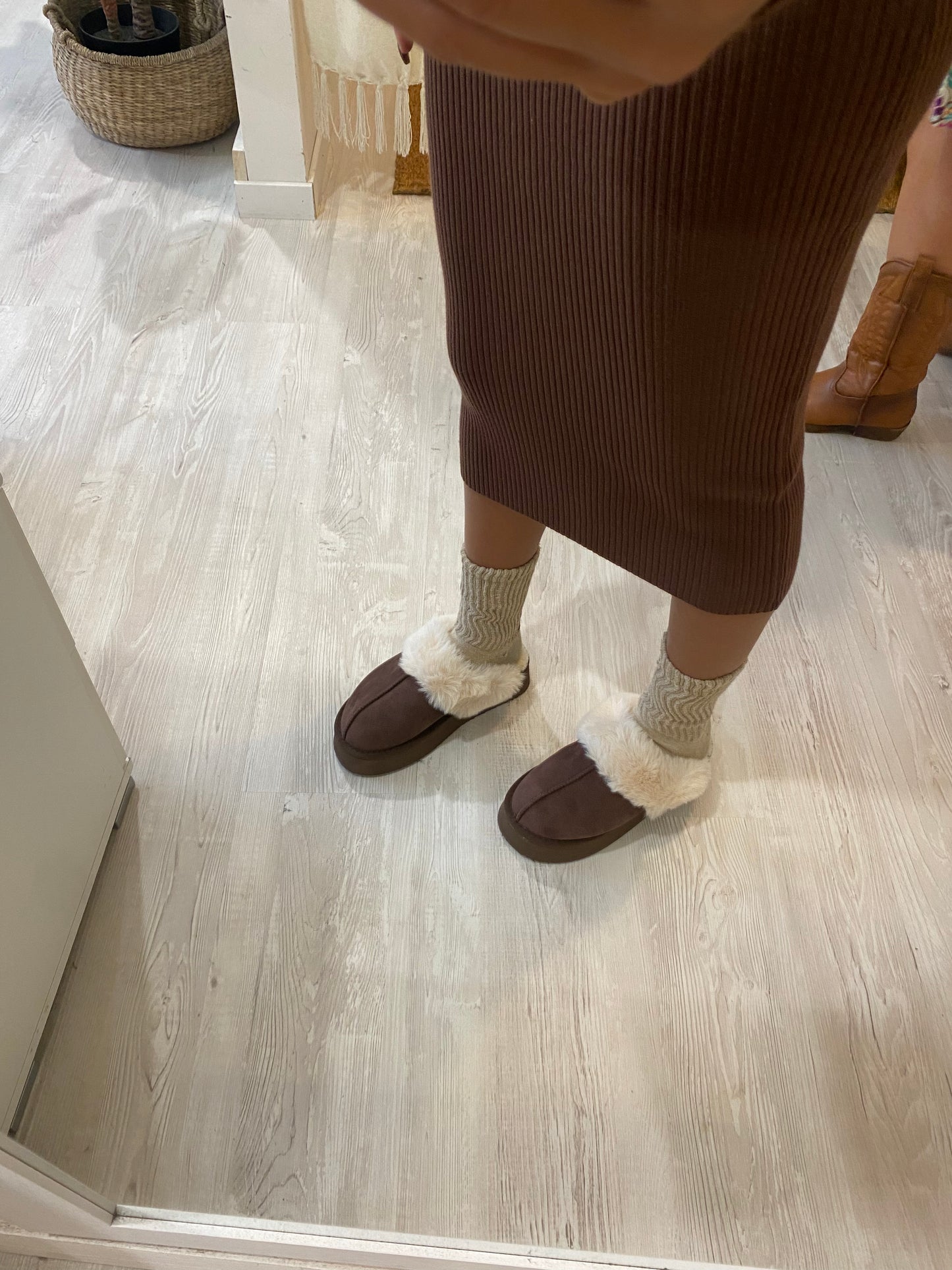 Slippers platform
