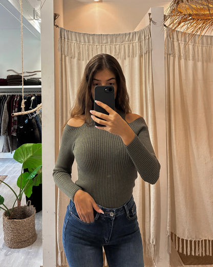Maglia Olivè spalle scoperte