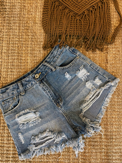 Shorts di jeans strappi
